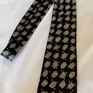 Giorgio Armani Black and Silver Patterned Tie